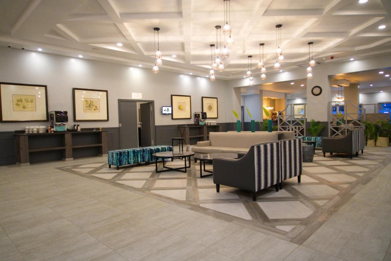 בוקסבורג Birchwood Hotel And Or Tambo Conference Centre מראה חיצוני תמונה